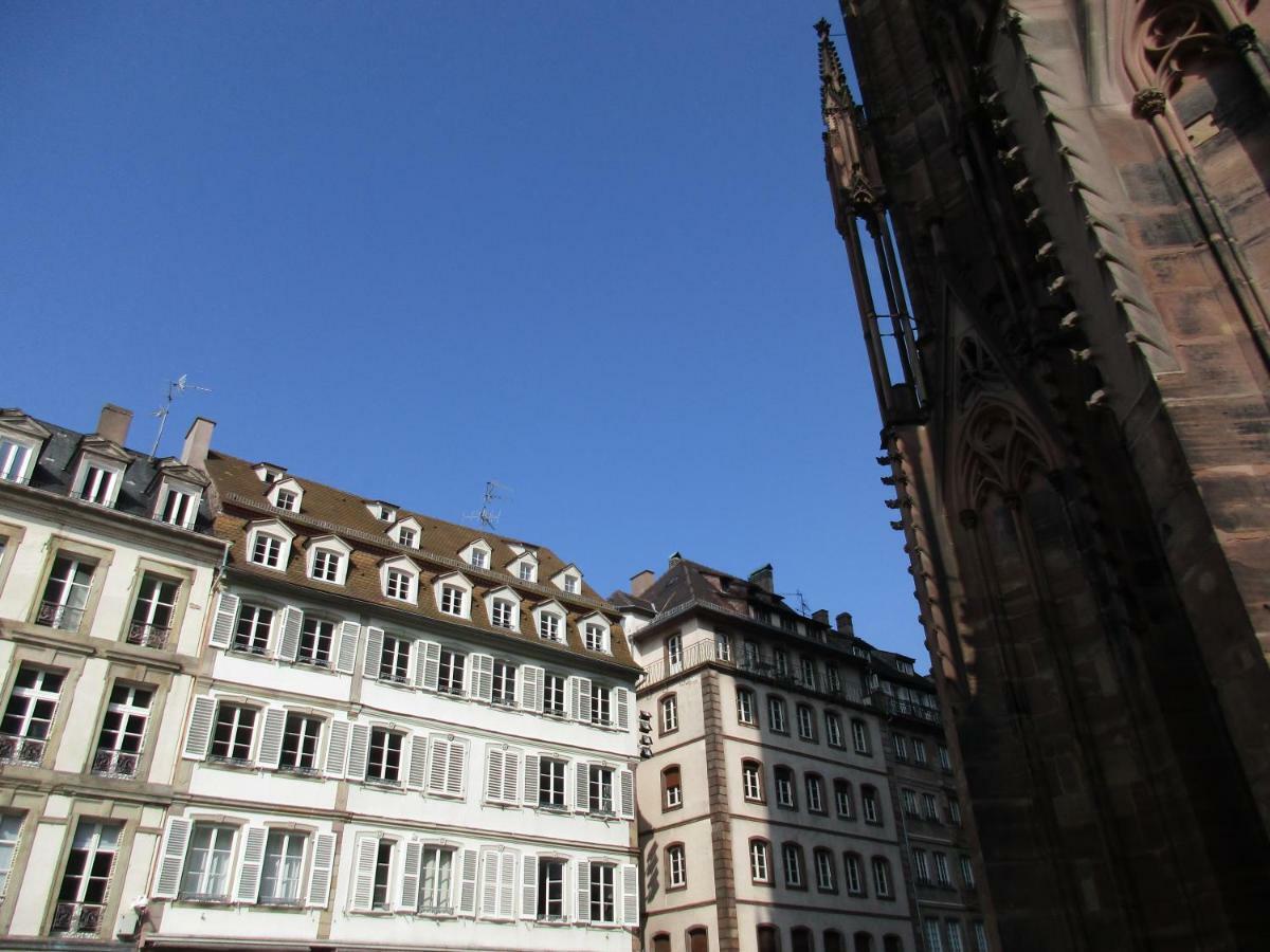 Les Appartements Place De La Cathedrale Strasbourg Bagian luar foto
